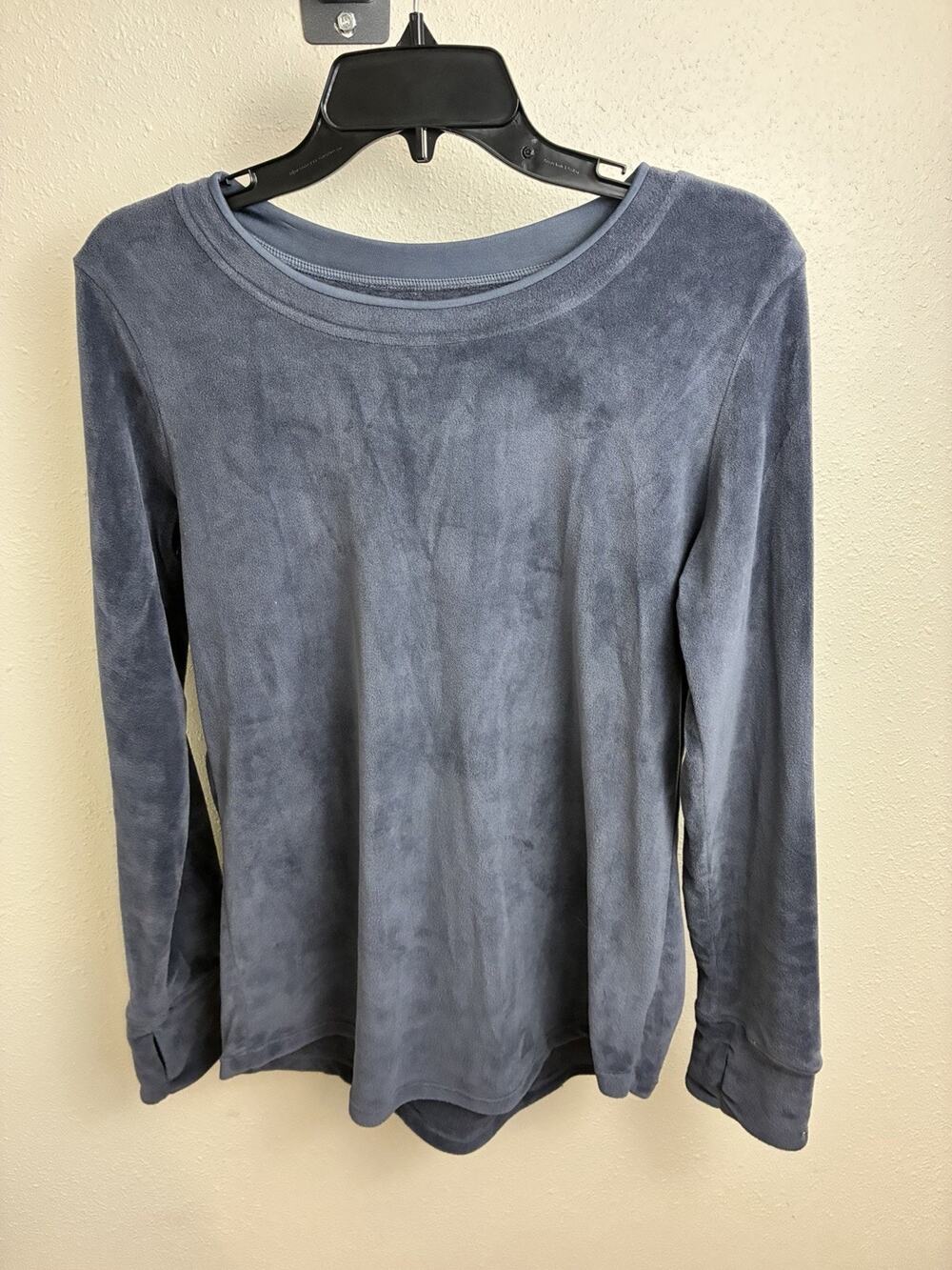 ClimateRight by Cuddl Duds Velour Long Sleeve Womens L Gray Stretch Velvet
